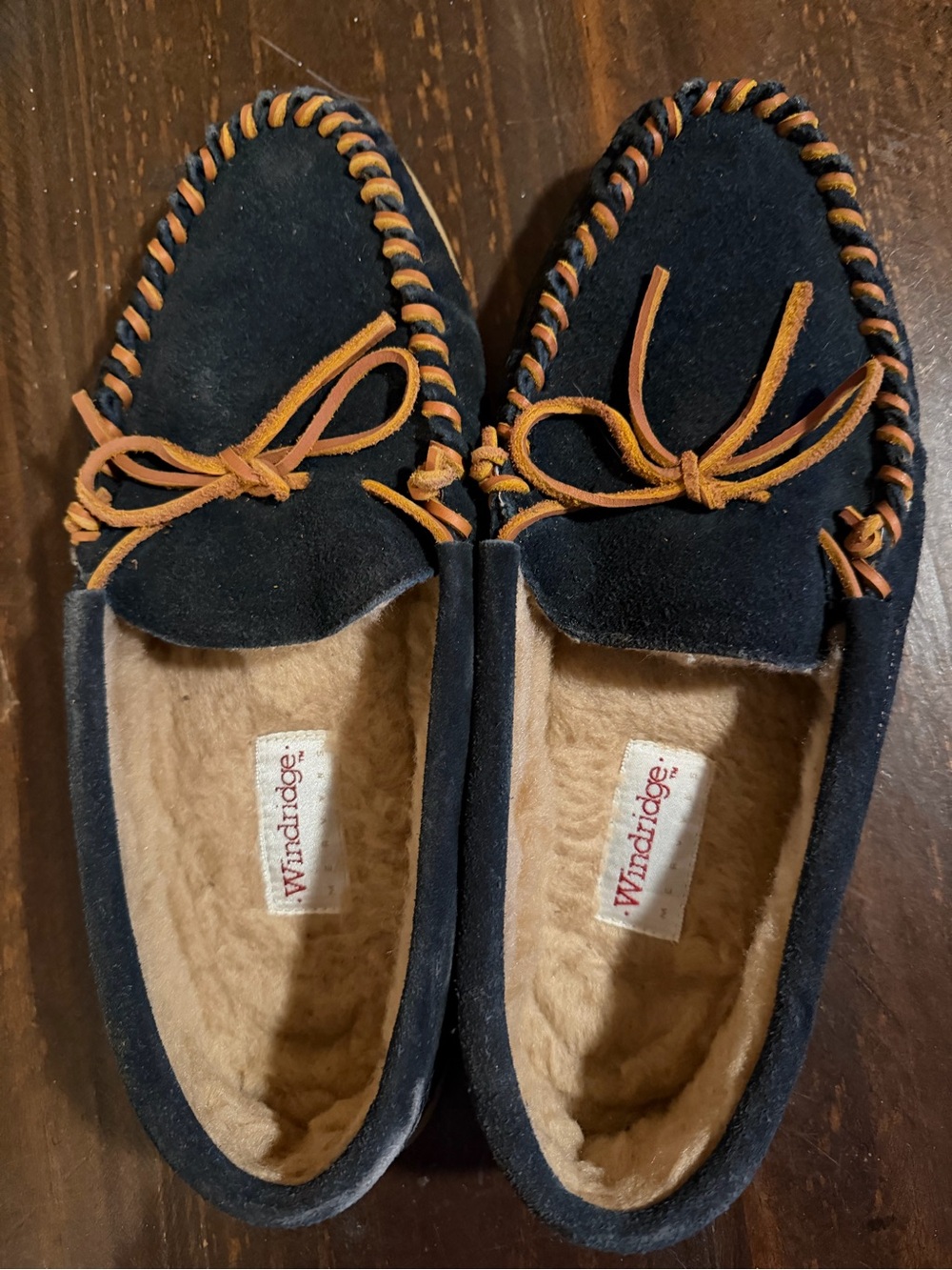 VTG Windridge Navy Suede Moccasin with Brown Trim & Faux Fur Lined - Size 10M